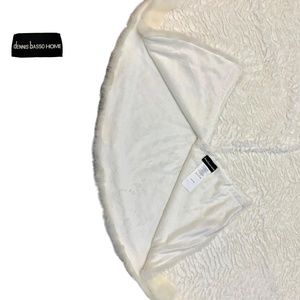 Dennis Basso Home - Faux Fur Christmas Tree Skirt, Ivory, Vintage - (60 in)